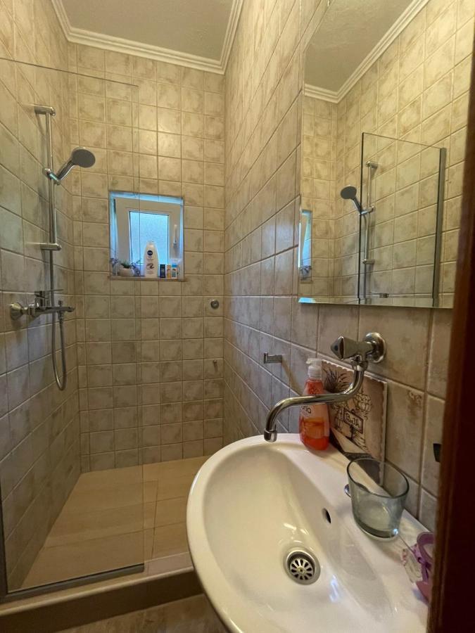 Villa Tamara With Garden And River View - Free Private Parking - Garage Mostar Exterior foto